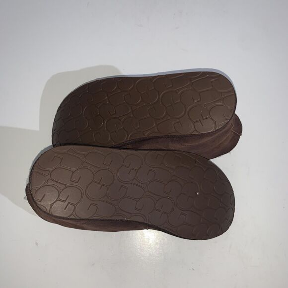 UGG Slippers Womens Size 9 Brown Suede Shearling Lined Ankle House Shoes - Picture 9 of 9